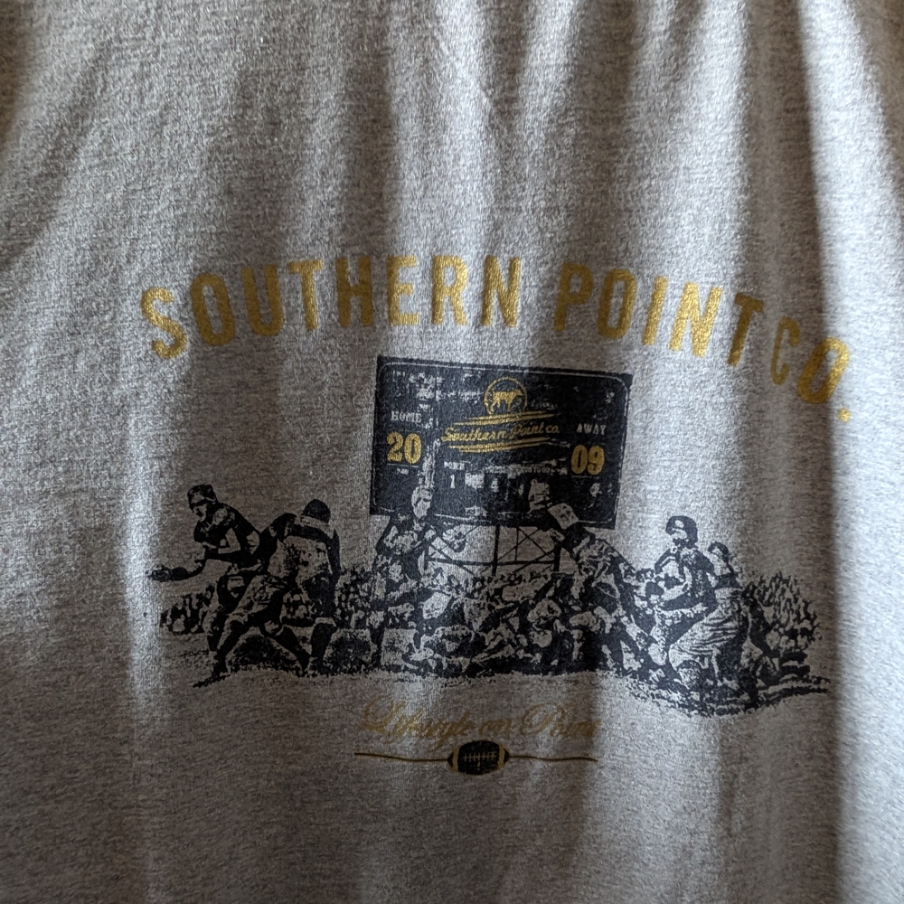 Southern Point Co. Gray Graphic T-Shirt